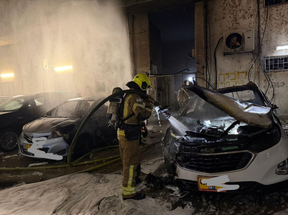 Irán lanza ataques contra Israel en el día 19 del conflicto tras muerte de Lariyani