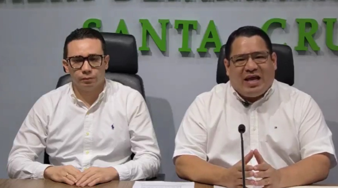 Decomisan 54 toneladas de precursores químicos en la aduana de Oruro