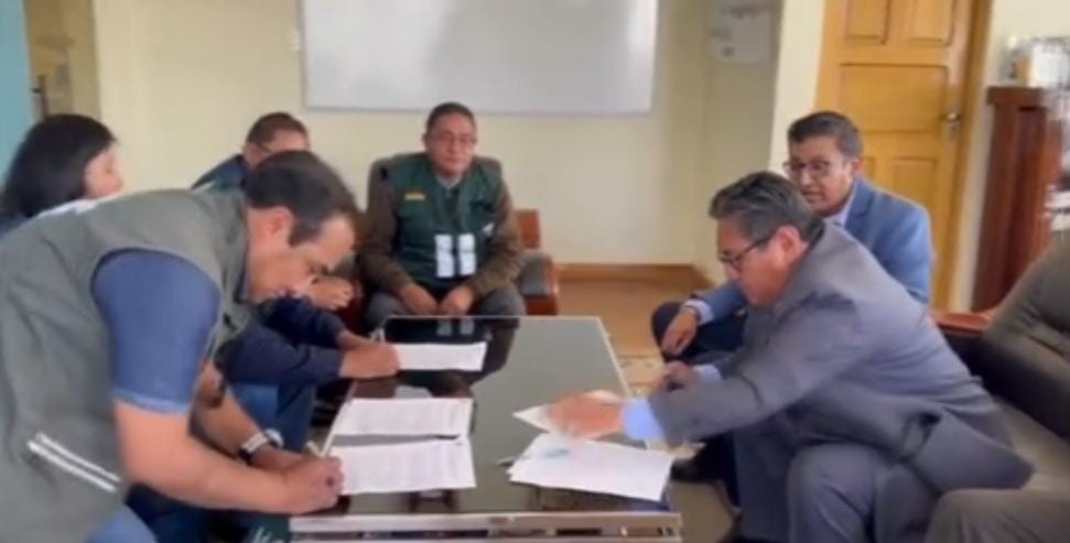 Facultad de Ciencias Agrarias y Naturales firma convenio interinstitucional para fortalecer investigación en sanidad vegetal