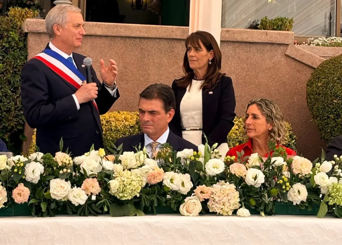 Expresidente advierte que plan de muros fronterizos de Chile contradice el Tratado de 1904