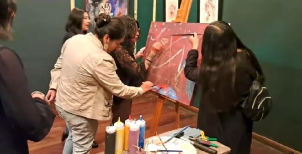 Exposición artística en la UTO rindió homenaje a la lucha de la mujer por la igualdad