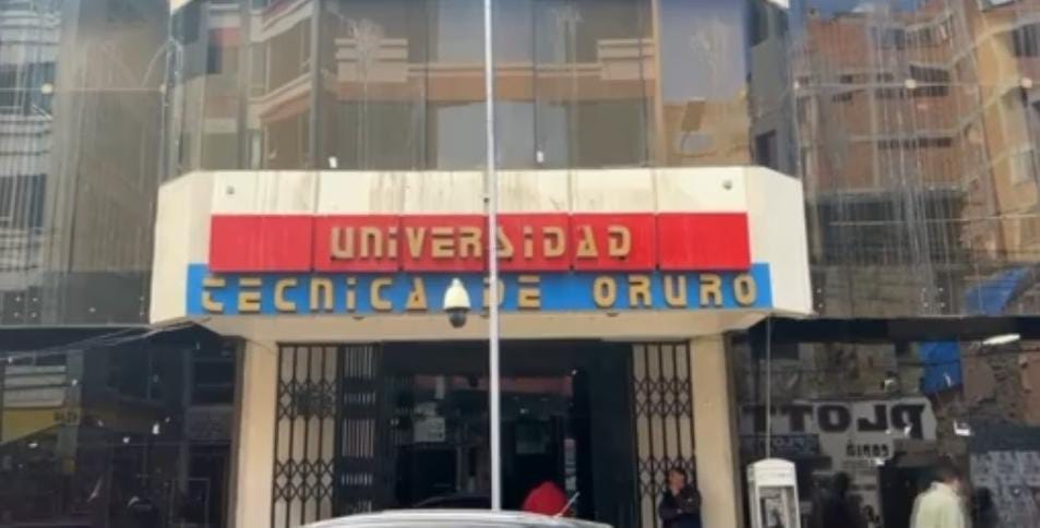 Ocho carreras de la UTO recibirán acreditación nacional e internacional del CEUB y Mercosur