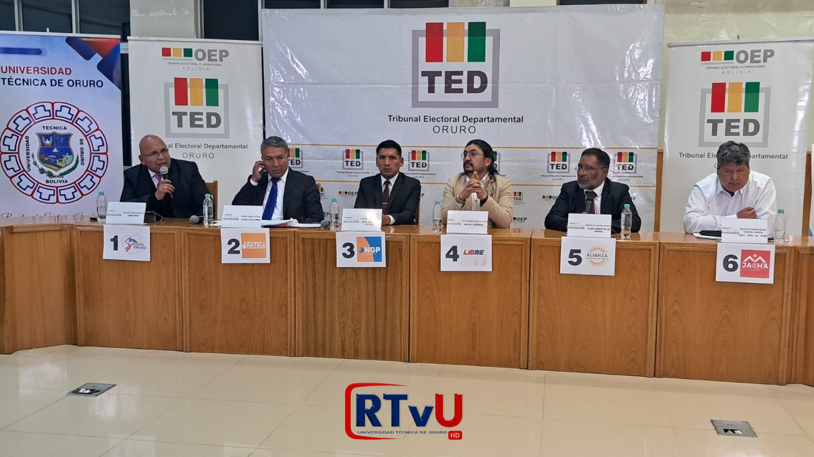 RTvU fue escenario del debate entre candidatos a la Alcaldía de Oruro