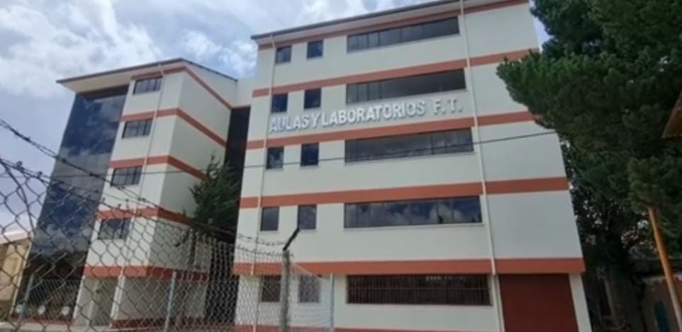 Facultad Técnica de la UTO destaca logros académicos e infraestructura en su 86 aniversario