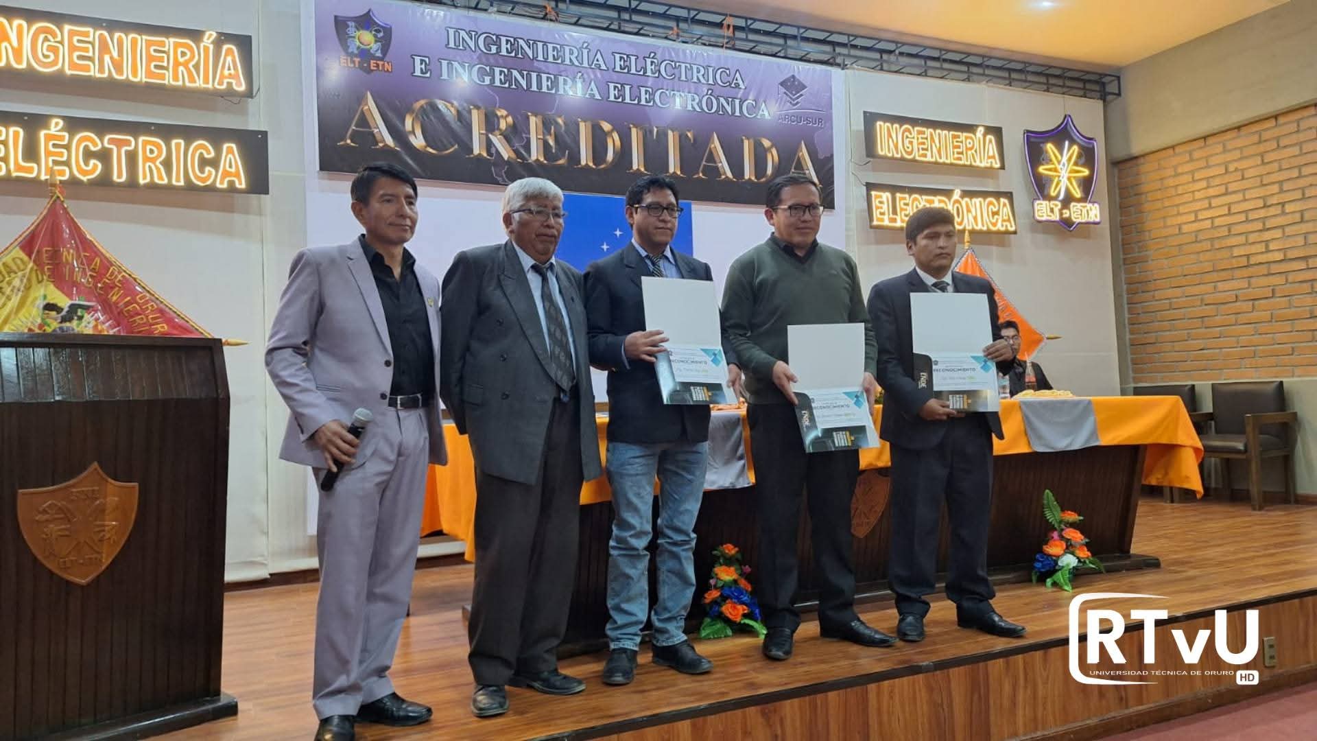 Siete carreras de la FNI de la UTO logran Acreditación Internacional Arcu-Sur del Mercosur