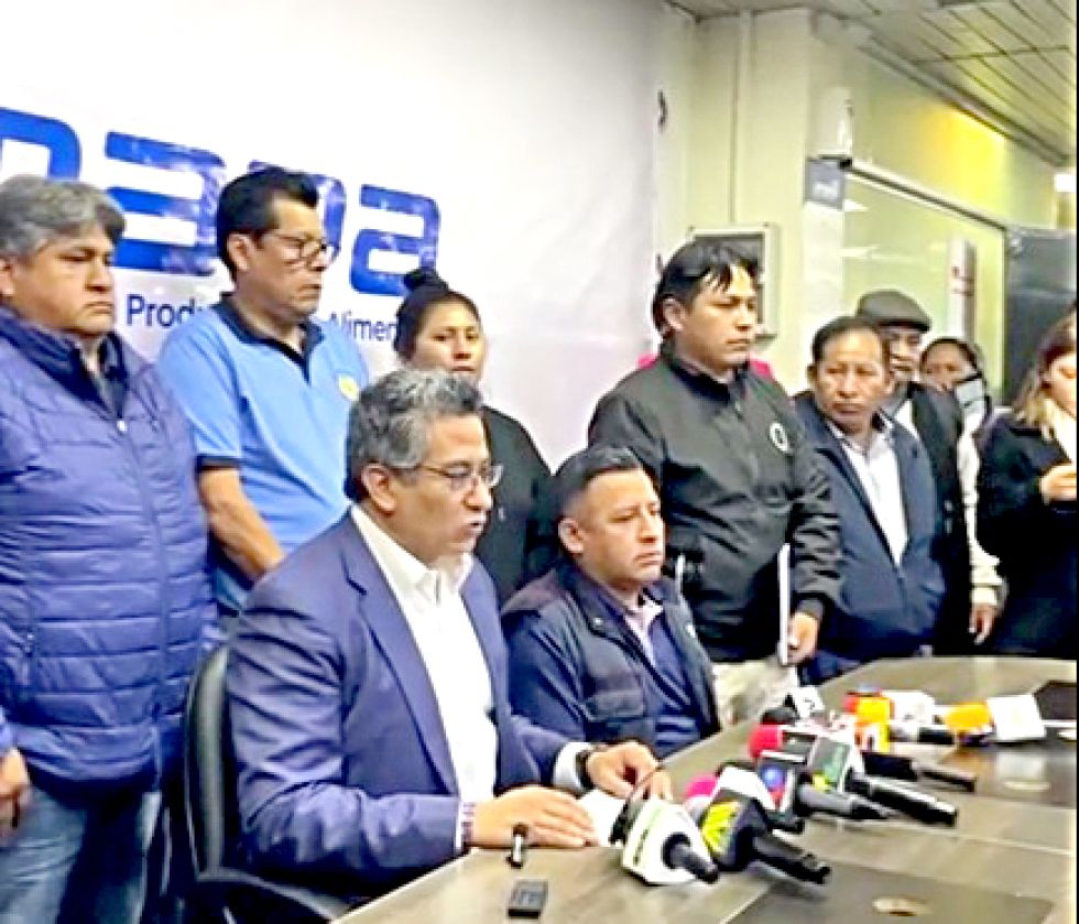 EMAPA acuerda devolución mixta de Bs 16 millones a panificadores