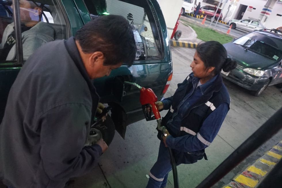 Gasolina contaminada: transportistas rompen diálogo y anuncian vigilia en Senkata