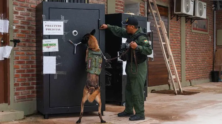 Hallan tercera caja fuerte vinculada a Sebastián Marset con dinero y documentos