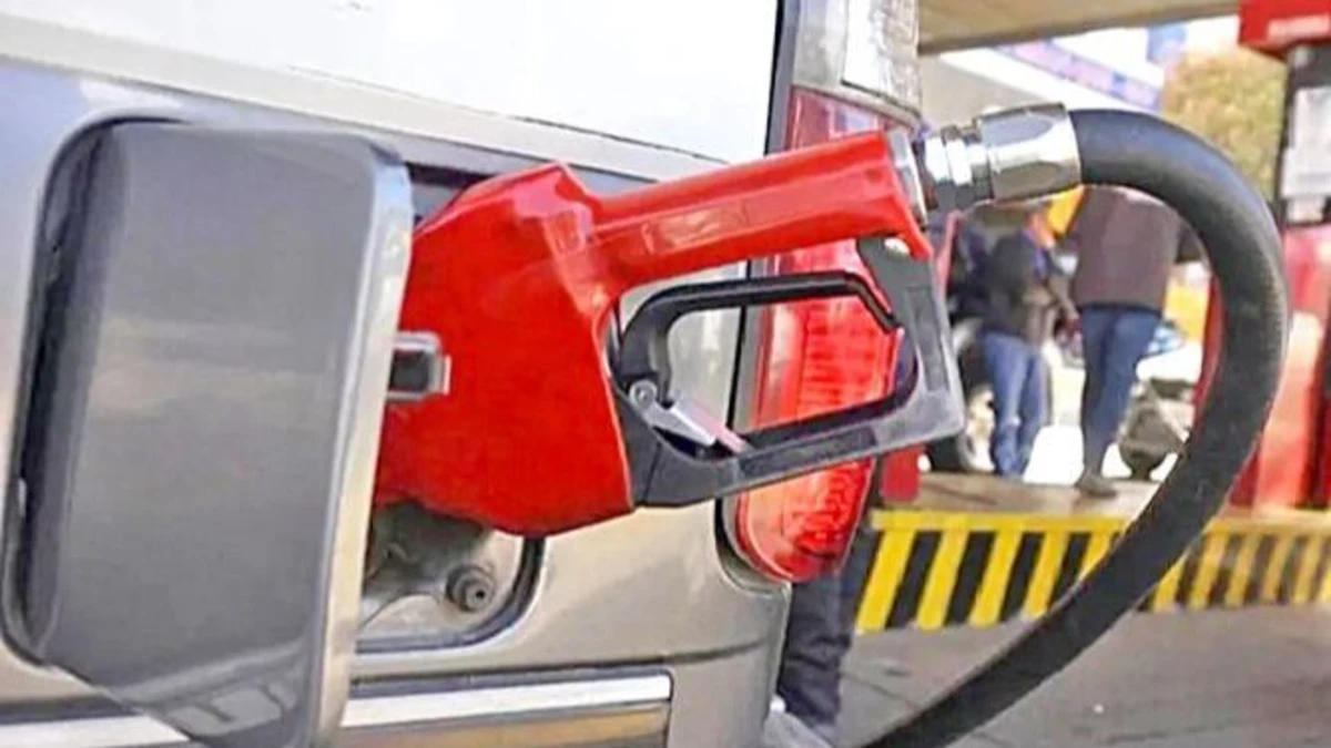 Gobierno investiga adulteración de combustible y señala que no es reciente