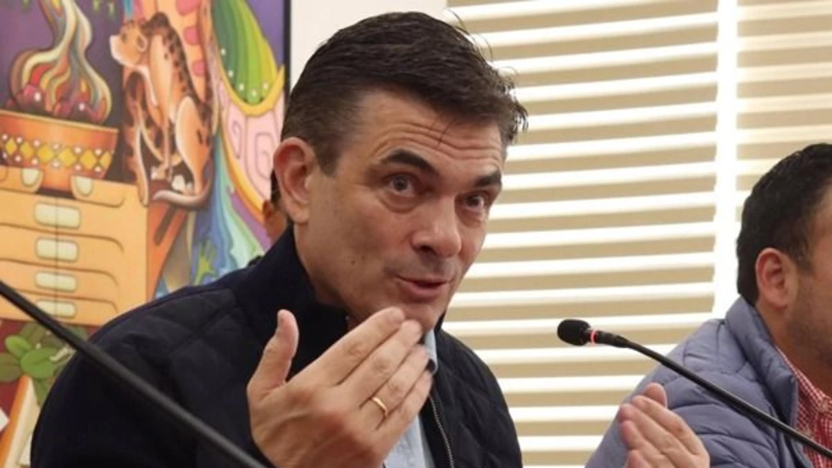 Presidente Paz anuncia reunión con alcaldes y gobernadores electos