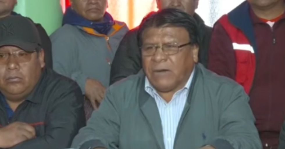 Choferes de El Alto exigen segunda vuelta en La Paz y advierten con medidas drásticas