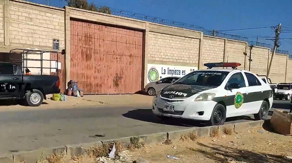 Dictan detención preventiva para siete policías por fuga de reo en Tarija
