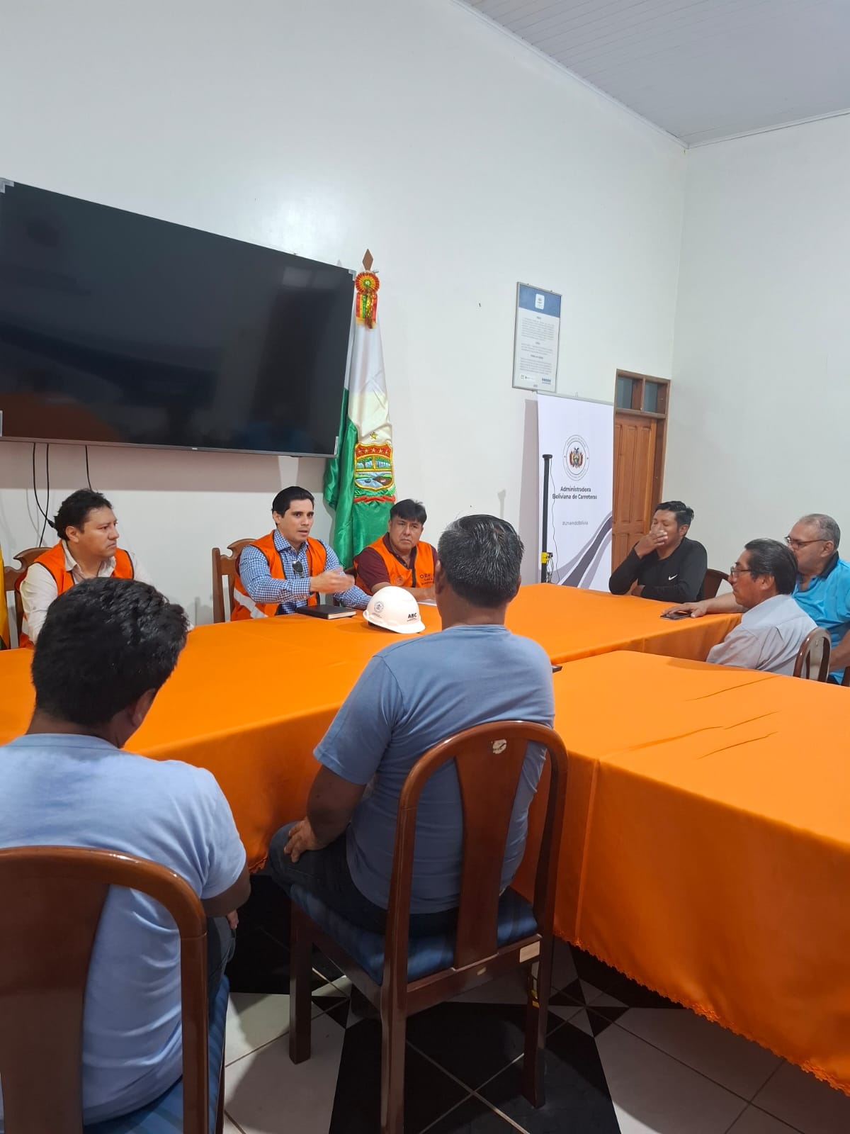 ABC coordina cierre temporal de carretera en Pando por mantenimiento