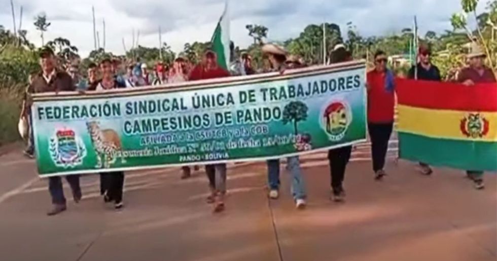 Pando: Pueblos indígenas protestan y marchan por normativa de tierras