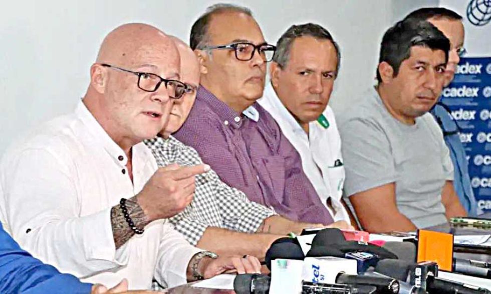 Empresarios advierten trasfondo político en el pedido de incremento salarial de la COB