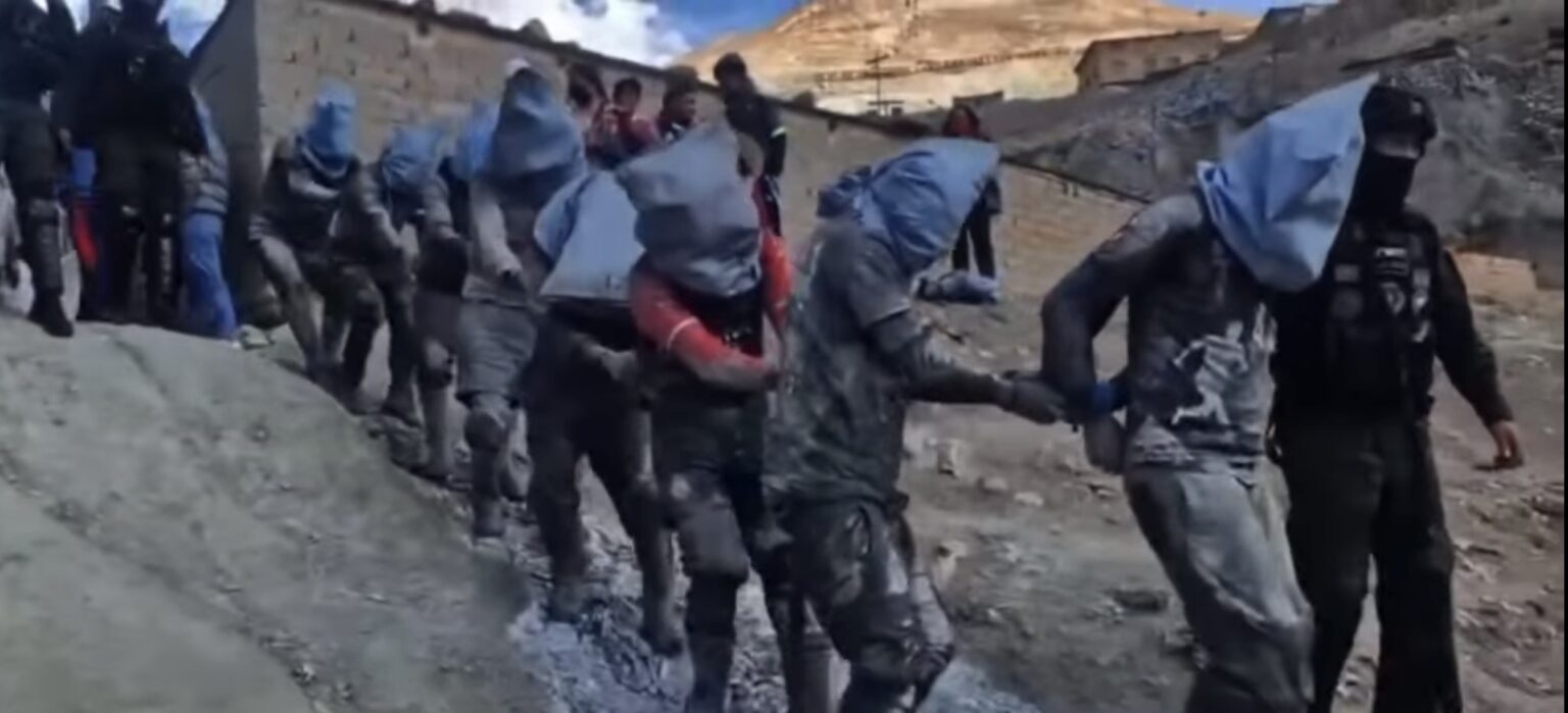 Enfrentamiento entre mineros y “jukus” deja un fallecido en Potosí