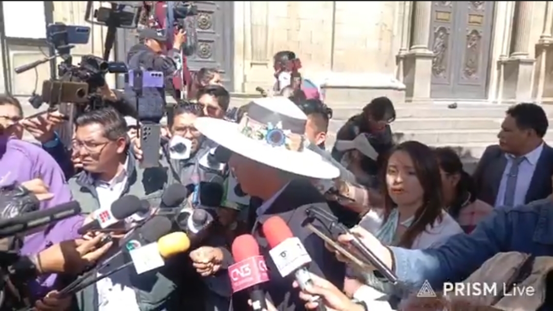 Gobernador de Oruro planteará potenciar el desarrollo regional en reunión con el Gobierno