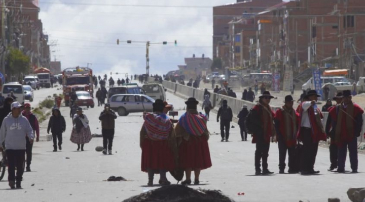 Interculturales anuncian bloqueo indefinido de caminos en el norte paceño