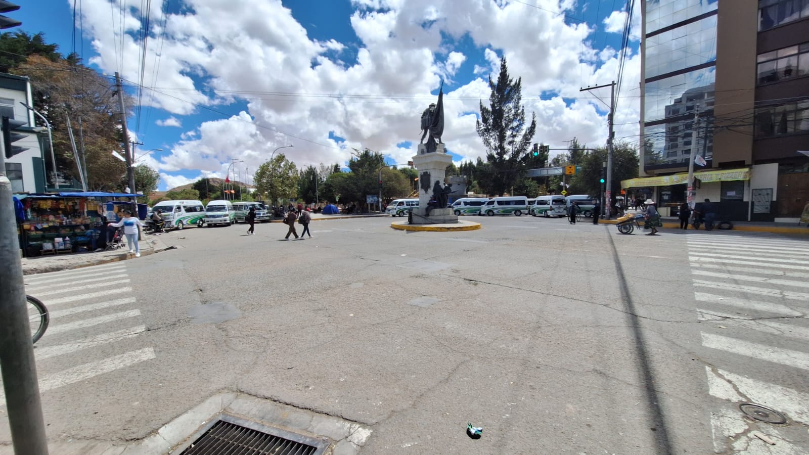 Diálogo en Oruro entra en cuarto intermedio para verificar calidad del combustible