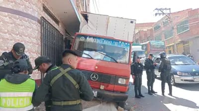 La Paz: Camión atropella a varias personas y deja cuatro heridos en Alto Chijini