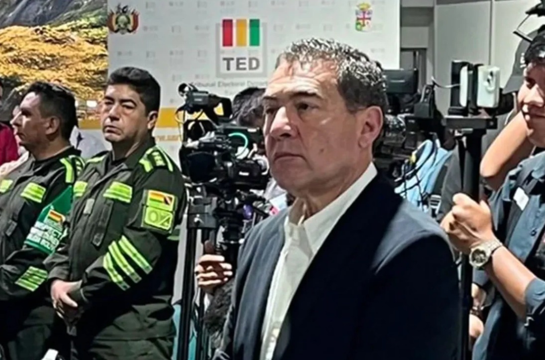 Gobierno asegura que transición económica avanza pese a resistencias