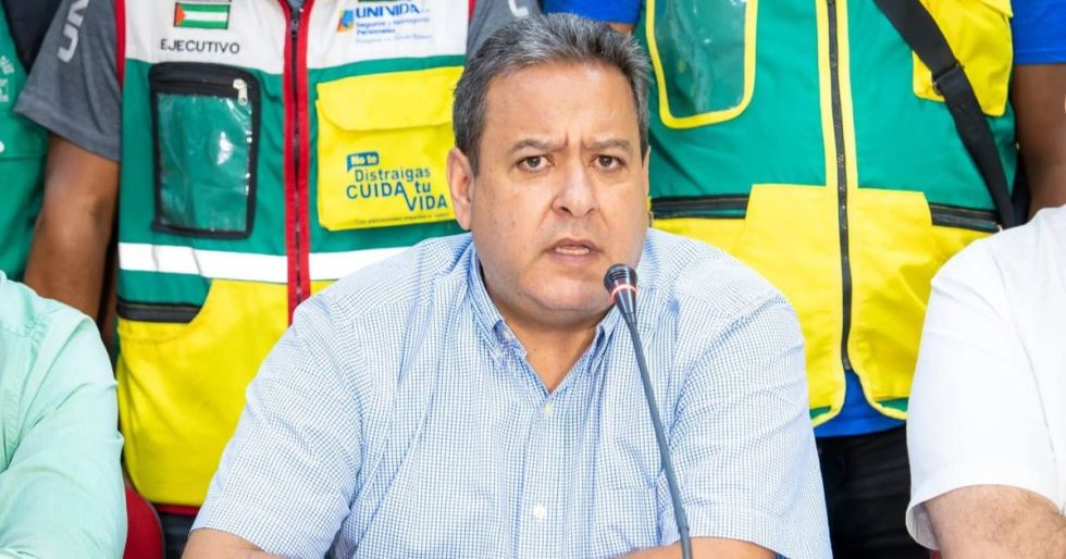 Nuevo Presidente de YPFB promete regularizar provisión de diésel