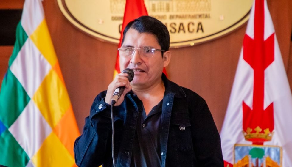 Condori se niega a coordinar con Ayllón, mientras no sea posesionado y acreditado