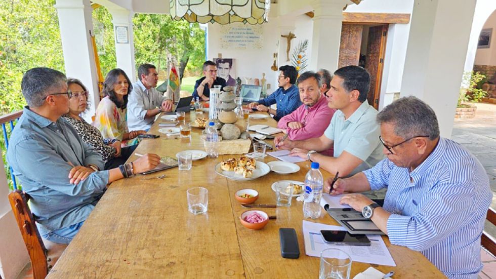 El Presidente Rodrigo Paz anunciará medidas económicas clave sobre impuestos y facturación