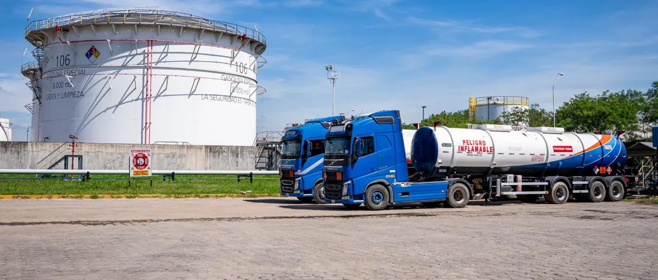 YPFB atribuye filas por diésel a mayor demanda agrícola en Santa Cruz