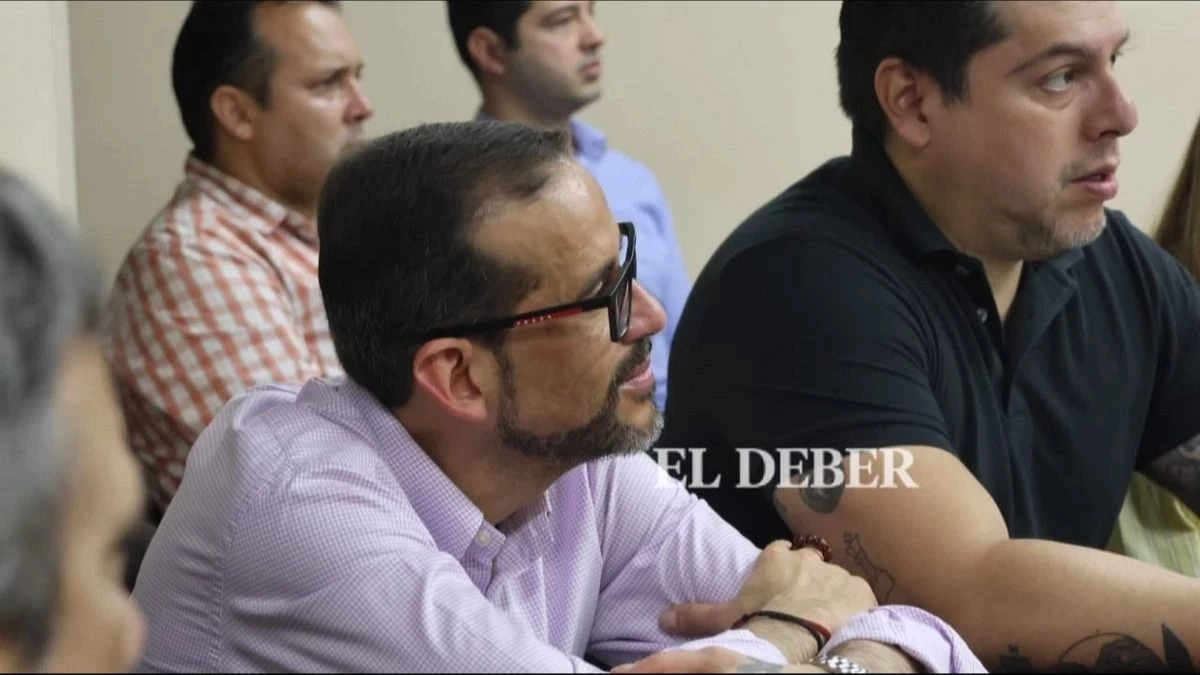 Defensa de Camacho solicita extinguir caso “carro bombero” por duración del proceso