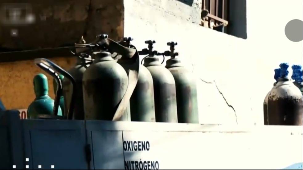 Bloqueos ponen en riesgo suministro de oxígeno medicinal en La Paz y Oruro
