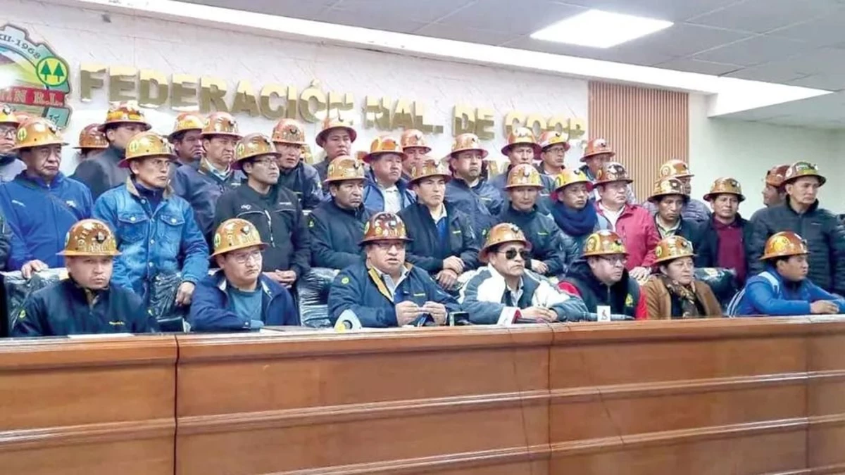 Gobierno aclara acuerdos con cooperativas mineras