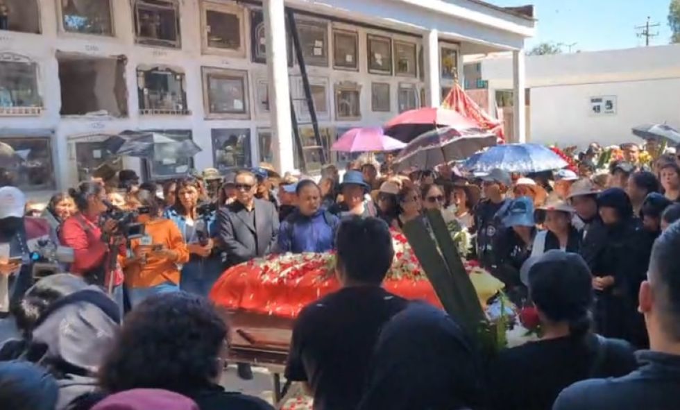 Dan el último adiós al magistrado Claure en Cochabamba entre pedidos de justicia