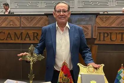 Diputado Labardens será operado en La Paz tras agresión en El Alto