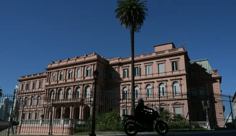 Argentina permitirá nuevamente el ingreso de periodistas a la Casa Rosada
