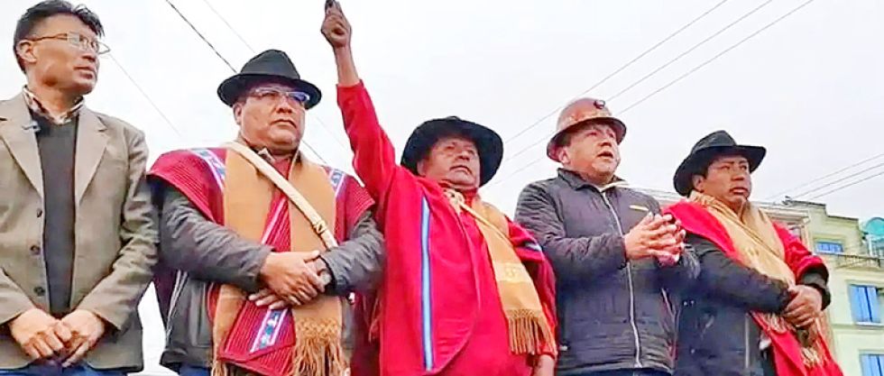 COB y sectores evistas endurecen protestas contra el Gobierno de Paz