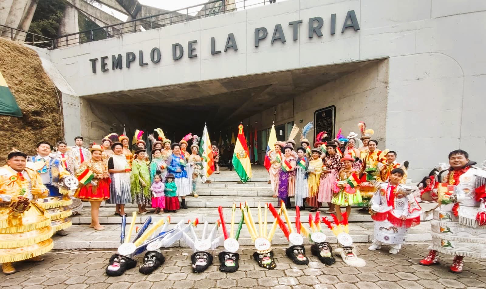 Embajada de Bolivia en Ecuador celebra las Bodas de Plata del Carnaval de Oruro como Patrimonio de la Humanidad