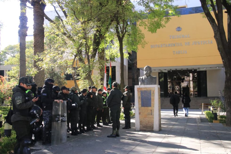 Justicia ordena nuevamente la aprehensión de Evo por caso de trata