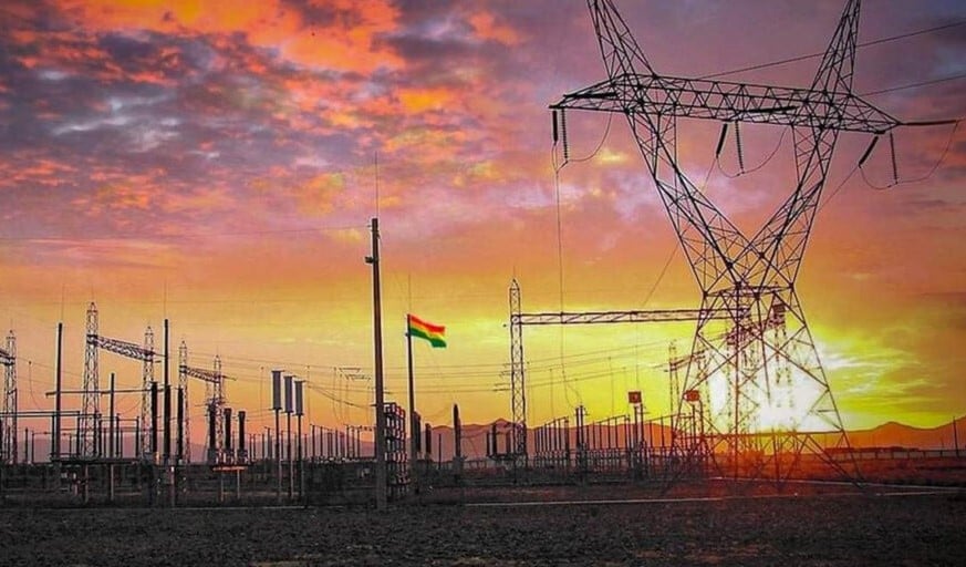 Gobierno suspende presentación de la nueva Ley de Electricidad