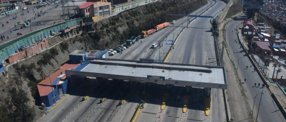 ABC reporta 45 bloqueos en el país; La Paz, Cochabamba y Oruro son las más afectadas