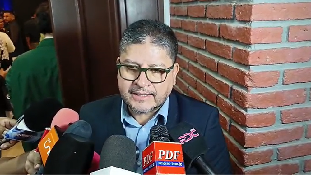 Villegas afirma que Bolivia eligió rivales exigentes para seguir creciendo