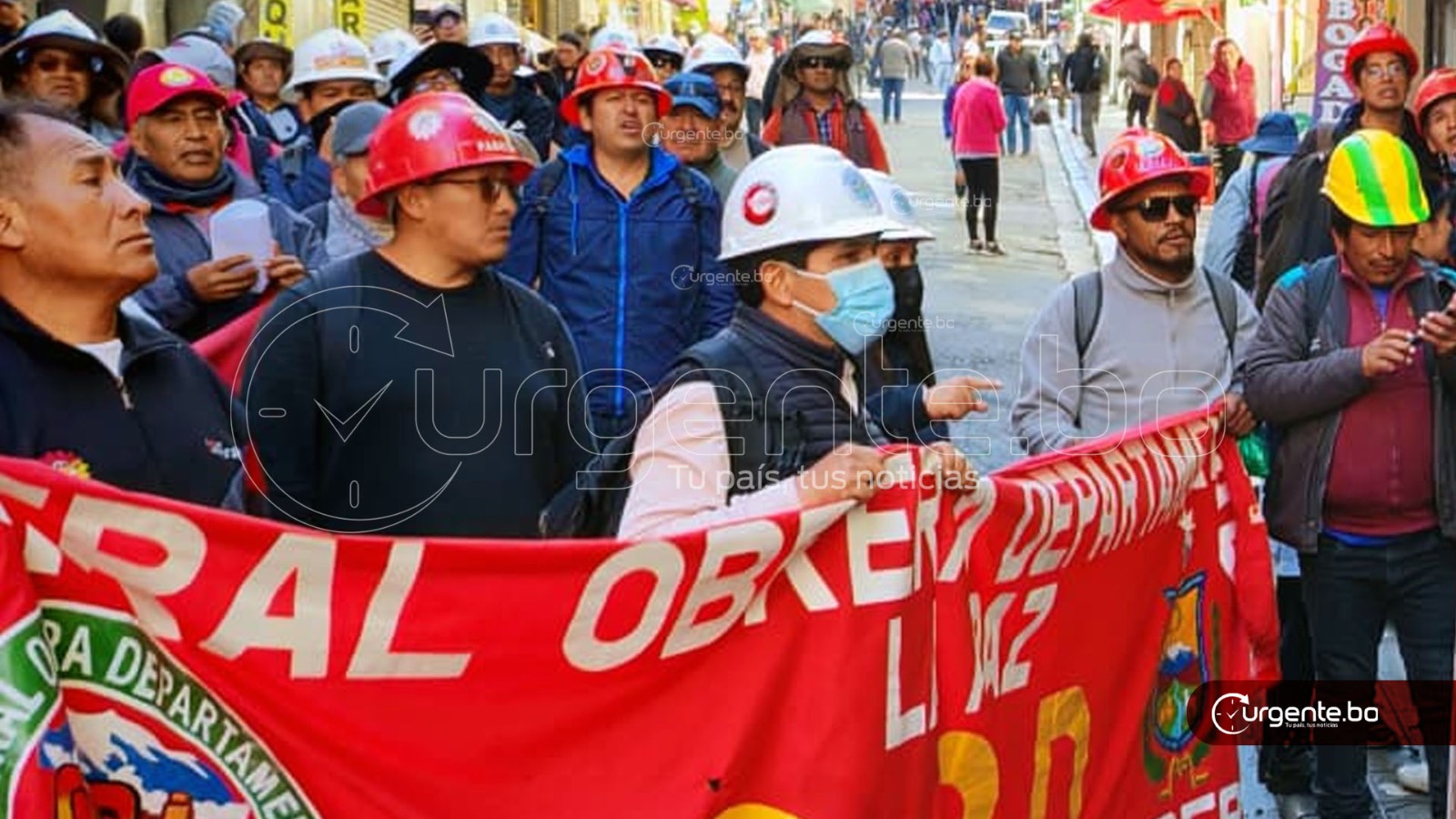 La COB inicia bloqueos y amenaza con radicalizar protestas
