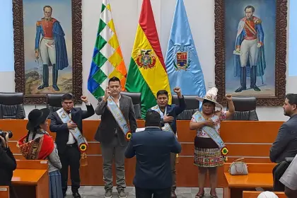 Grover García asume la presidencia de la Asamblea Legislativa de Cochabamba