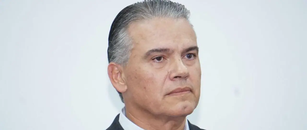 Ernesto Justiniano asumirá Defensa tras la renuncia de Marcelo Salinas