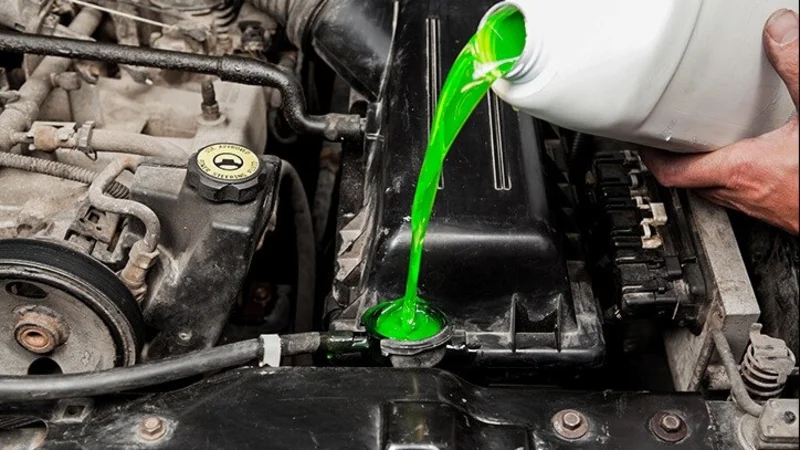 El líquido que protege el motor: cuándo cambiar el refrigerante y qué ocurre si falla