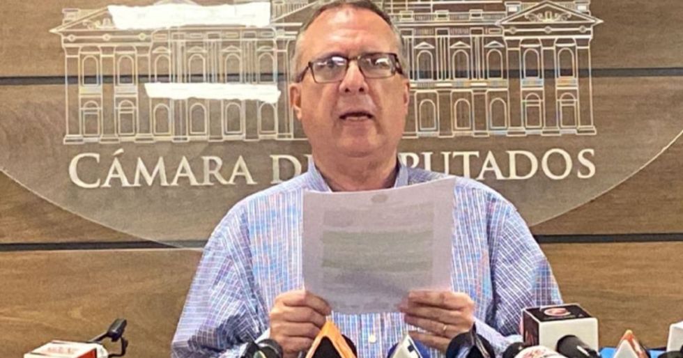 COB rechaza propuesta de Ley Antibloqueo y declara persona no grata a Carlos Alarcón