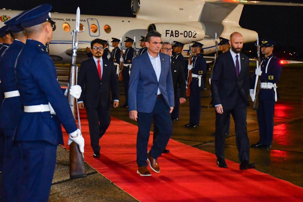 Rodrigo Paz participa en Paraguay de la Cumbre de Presidentes del Mercosur