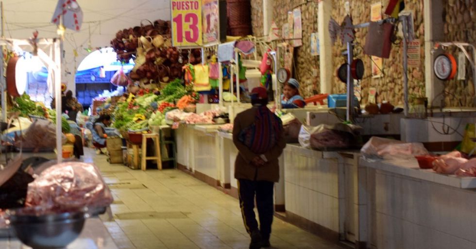 Precios de alimentos se disparan y ventas caen en los mercados de Sucre