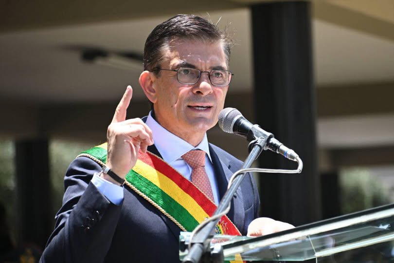 Paz insiste en el diálogo y pide a dirigentes no dejarse utilizar por Evo Morales