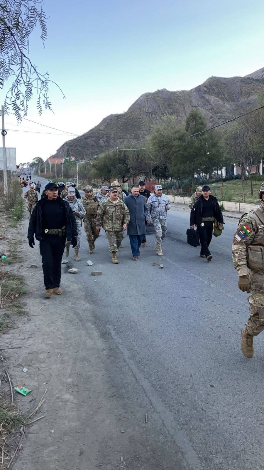 Fuerzas del orden desbloquean Lipari y reabren la ruta entre La Paz y Río Abajo